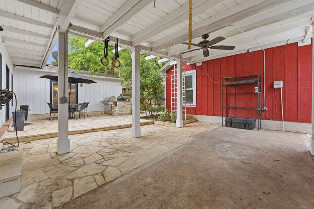 1904 Schulle Ave, Austin, TX 78703