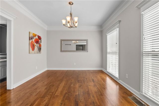 504 NW 47th Street, Gladstone, MO 64116