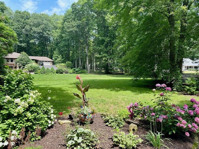 3330 Clearview Lane, Saugatuck, MI 49453