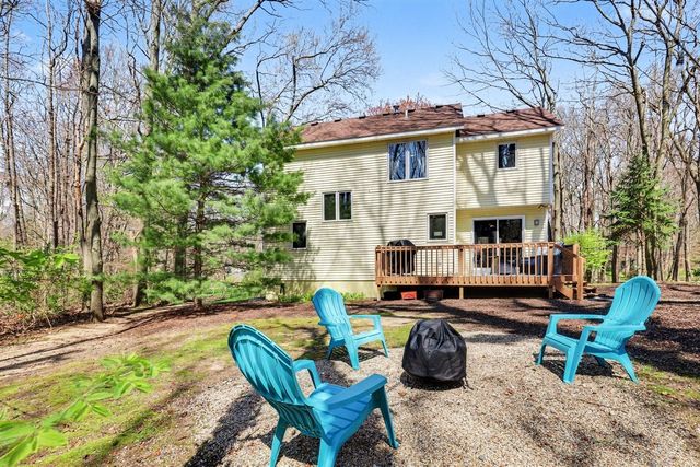 3330 Clearview Lane, Saugatuck, MI 49453