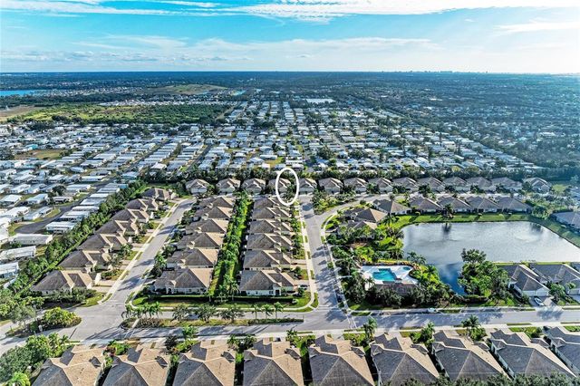 4952 MAYMONT PARK CIRCLE, Bradenton, FL 34203