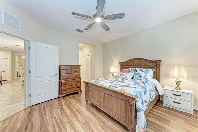 4952 MAYMONT PARK CIRCLE, Bradenton, FL 34203