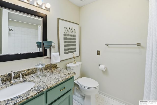 12832 Burt Court, Omaha, NE 68154