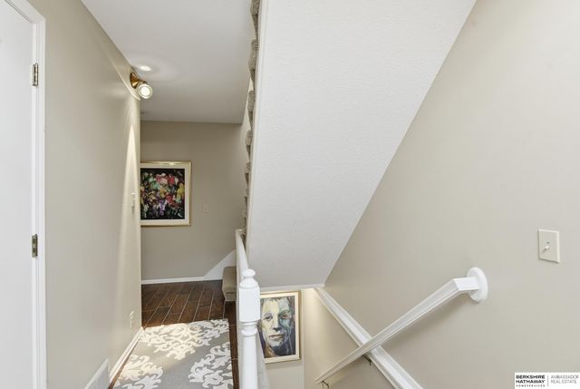 12832 Burt Court, Omaha, NE 68154