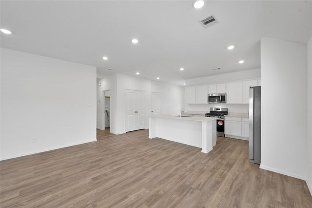 3609 Oakvale Drive, Conroe, TX 77301