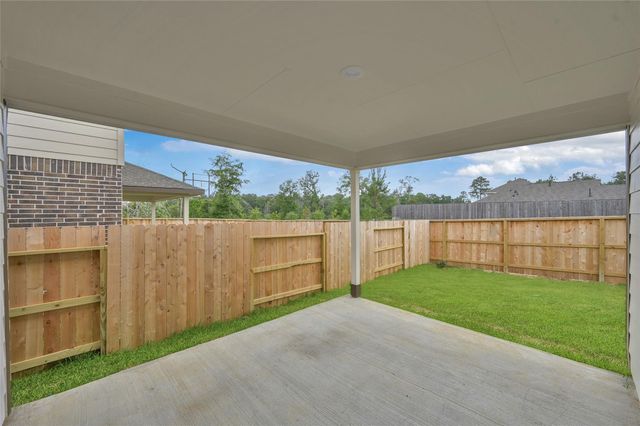 3609 Oakvale Drive, Conroe, TX 77301