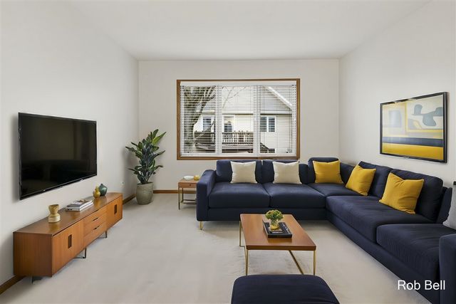 4232 Redbush Drive, Grandville, MI 49418