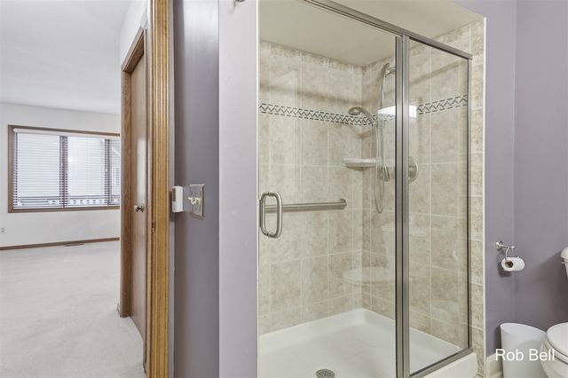 4232 Redbush Drive, Grandville, MI 49418