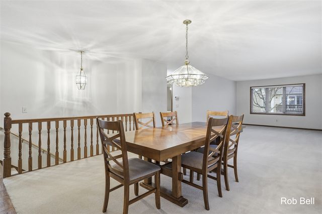 4232 Redbush Drive, Grandville, MI 49418