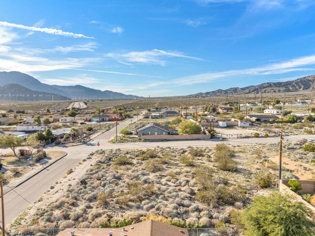 55844 Sagebrush Avenue, Whitewater, CA 92282