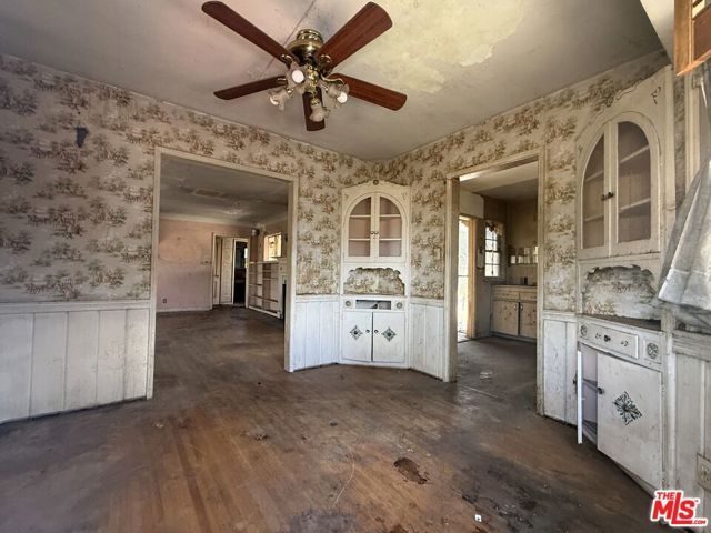 11229 Saticoy Street, Sun Valley (los Angeles), CA 91352