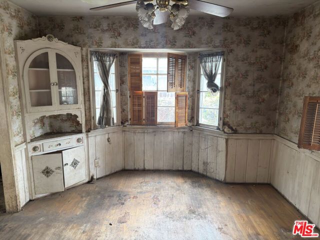 11229 Saticoy Street, Sun Valley (los Angeles), CA 91352