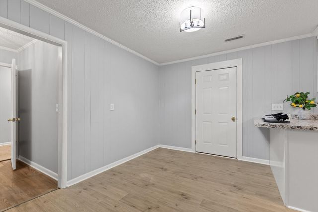 599 Steele Road, Rossville, GA 30741