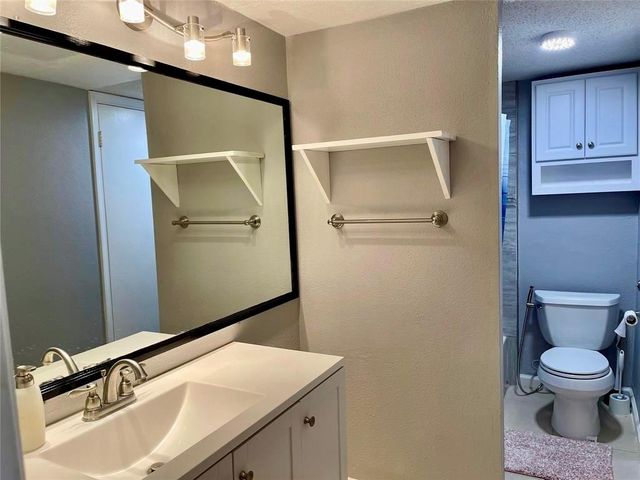 2750 Holly Hall Street 707, Houston, TX 77054