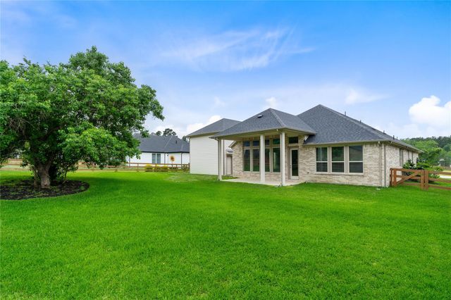 630 Running Iron Lane, Magnolia, TX 77354