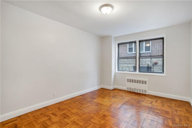 140 E Hartsdale Avenue 1F, Hartsdale, NY 10530