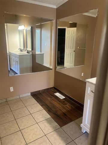 1809 Sunnyside Drive, Kalamazoo, MI 49048
