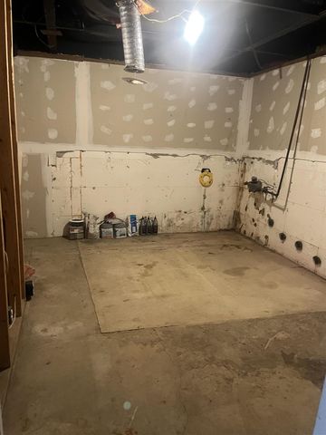 1809 Sunnyside Drive, Kalamazoo, MI 49048