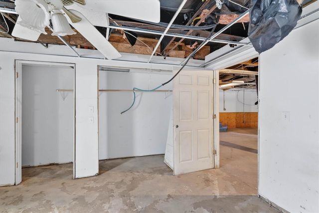 1809 Sunnyside Drive, Kalamazoo, MI 49048