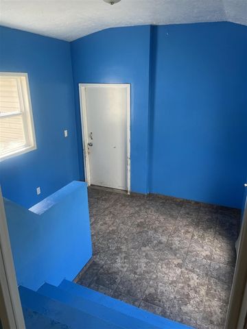 1809 Sunnyside Drive, Kalamazoo, MI 49048