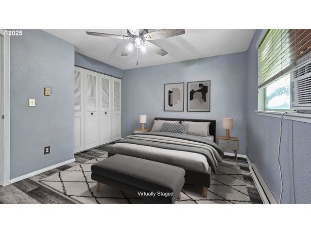 120 W Wilson, Carlton, OR 97111