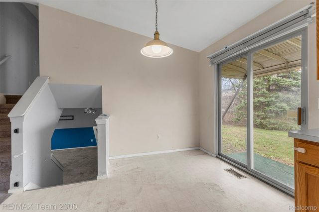 2714 Hallman Avenue, Waterford Charter Township, MI 48328