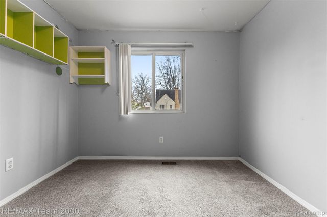 2714 Hallman Avenue, Waterford Charter Township, MI 48328