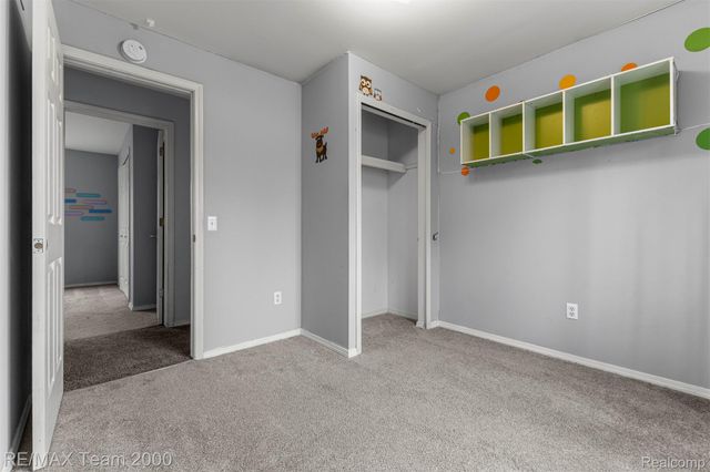 2714 Hallman Avenue, Waterford Charter Township, MI 48328