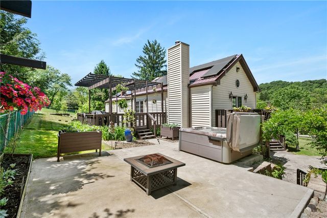 3672 Saxonburg Blvd, Indiana Twp, PA 15238
