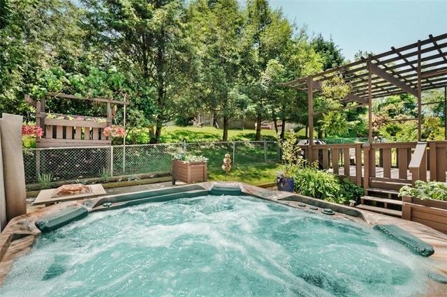 3672 Saxonburg Blvd, Indiana Twp, PA 15238
