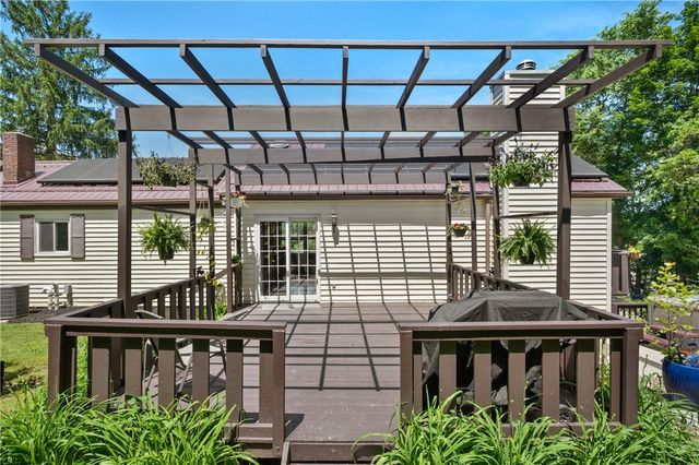 3672 Saxonburg Blvd, Indiana Twp, PA 15238