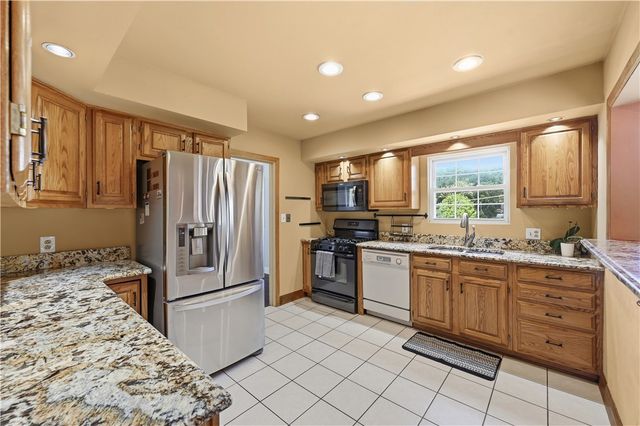 3672 Saxonburg Blvd, Indiana Twp, PA 15238