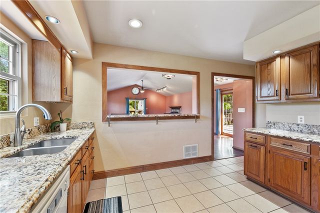 3672 Saxonburg Blvd, Indiana Twp, PA 15238
