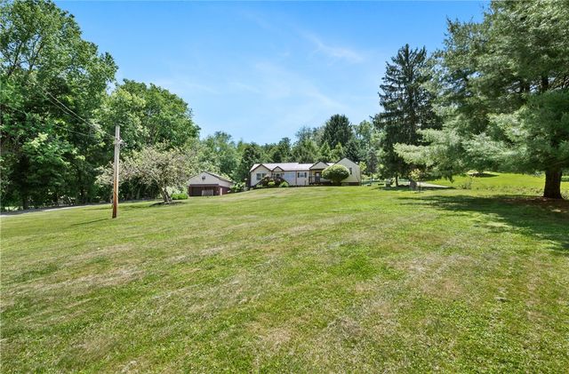 3672 Saxonburg Blvd, Indiana Twp, PA 15238