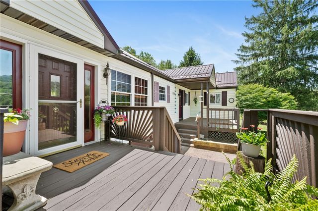 3672 Saxonburg Blvd, Indiana Twp, PA 15238