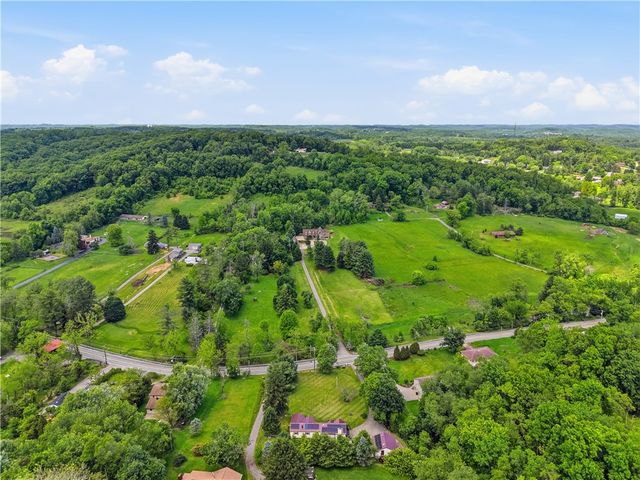 3672 Saxonburg Blvd, Indiana Twp, PA 15238