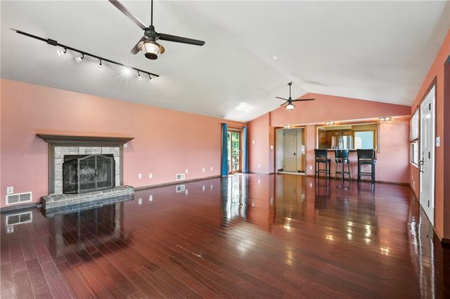 3672 Saxonburg Blvd, Indiana Twp, PA 15238