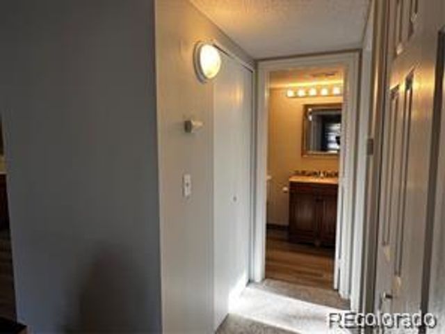 2575 S Syracuse Way M108, Denver, CO 80231
