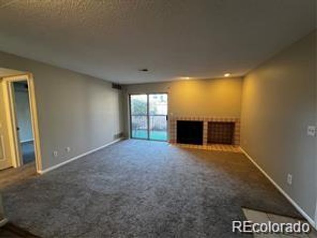 2575 S Syracuse Way M108, Denver, CO 80231