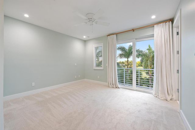 112 Water Club Court N, North Palm Beach, FL 33408