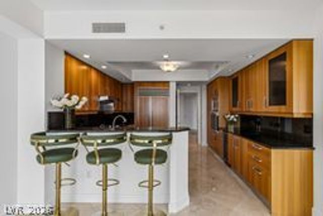2747 Paradise Road 1403, Las Vegas, NV 89109