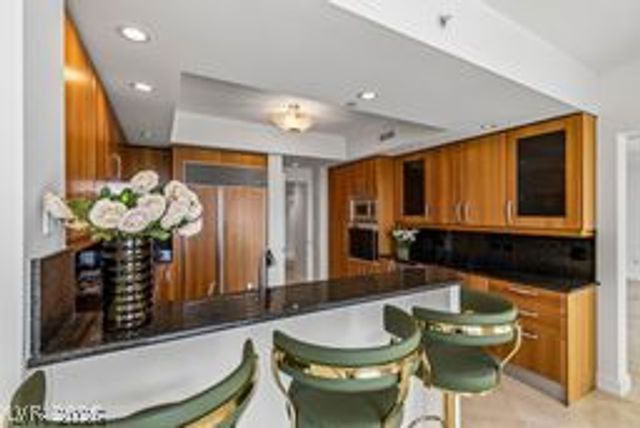 2747 Paradise Road 1403, Las Vegas, NV 89109