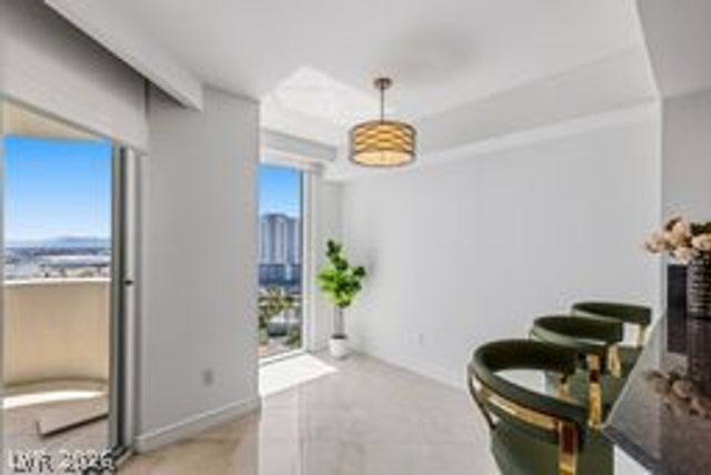 2747 Paradise Road 1403, Las Vegas, NV 89109
