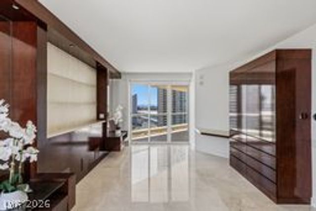 2747 Paradise Road 1403, Las Vegas, NV 89109