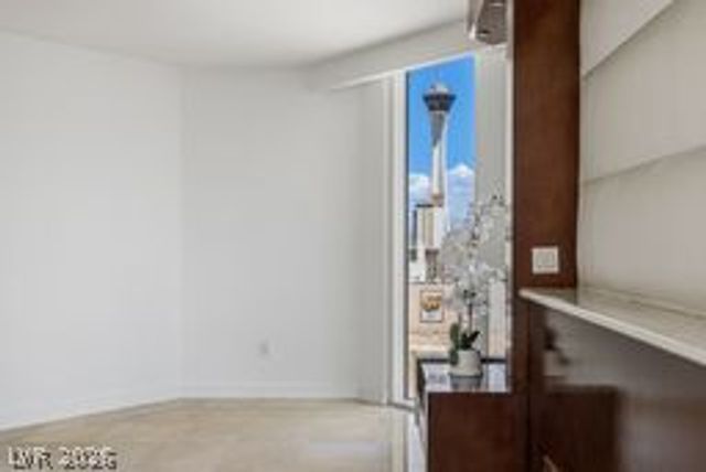 2747 Paradise Road 1403, Las Vegas, NV 89109