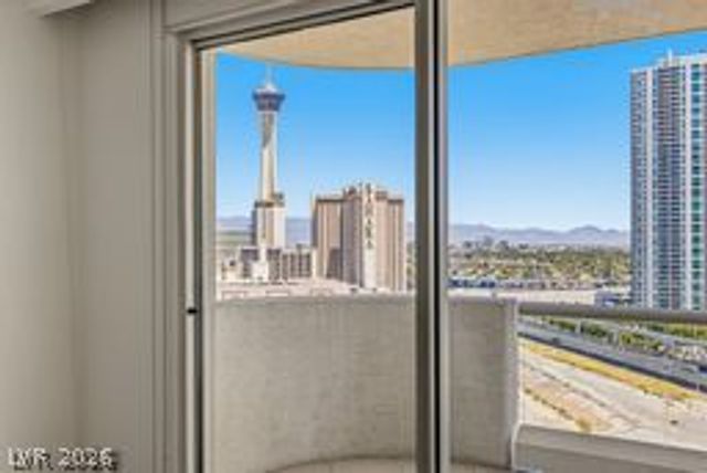 2747 Paradise Road 1403, Las Vegas, NV 89109