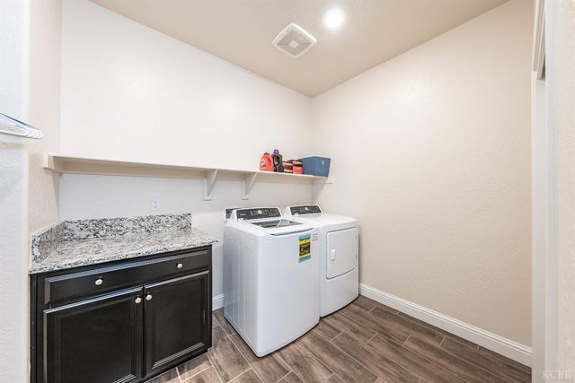 2030 N Sherman Street, Hanford, CA 93230