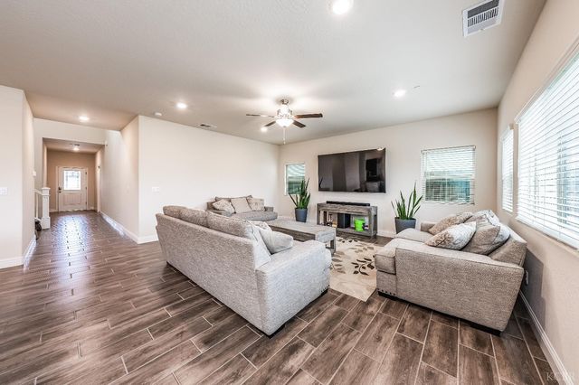 2030 N Sherman Street, Hanford, CA 93230