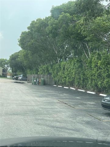 805 N Franklin Ave 805D, Homestead, FL 33034