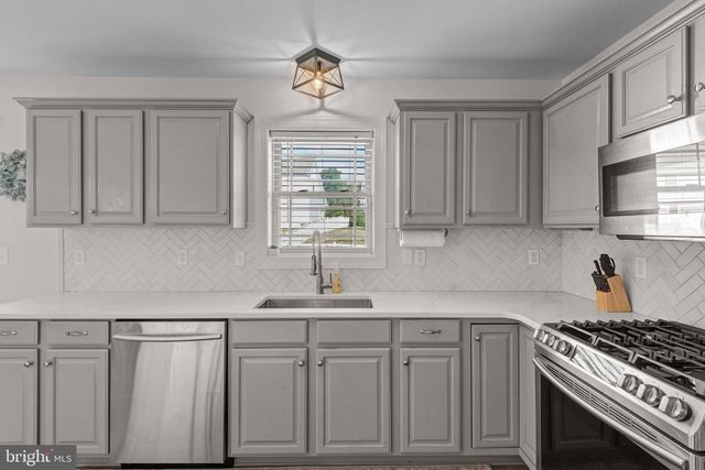 45 STONY RUN WAY, York, PA 17406